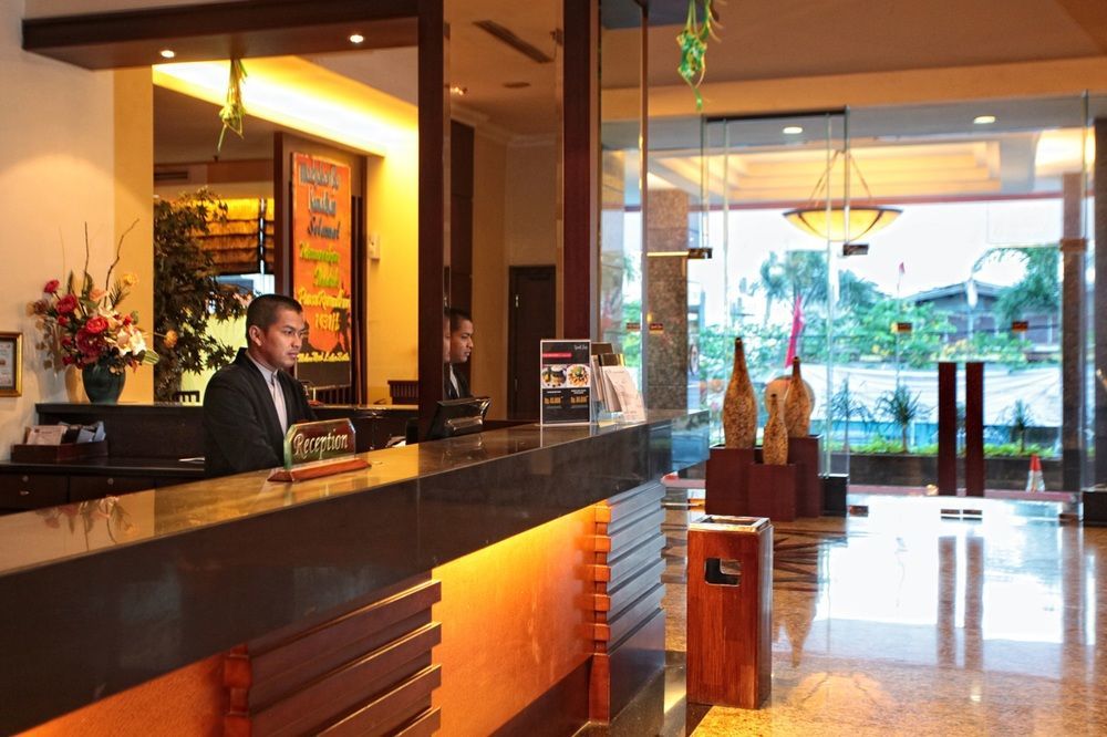 格兰德兹瑞皮卡巴鲁酒店 北干巴鲁 外观 照片